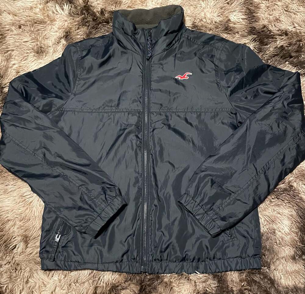 Hollister Men's Black Windbreaker Full Zip Jacket with Fleece Lining
